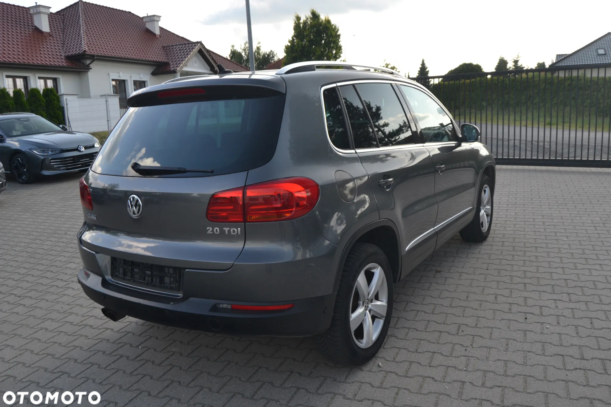 Volkswagen Tiguan 2.0 TDI 4Mot Sport&Style DSG - 3