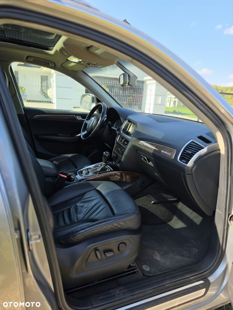 Audi Q5 3.2 FSI Quattro S tronic - 22