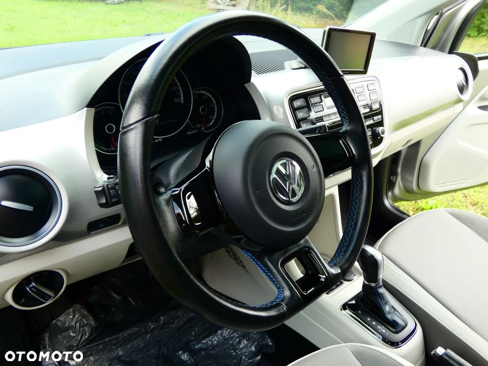 Volkswagen up! e-up - 17