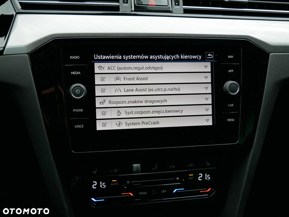 Volkswagen Passat 2.0 TDI EVO Business DSG - 24