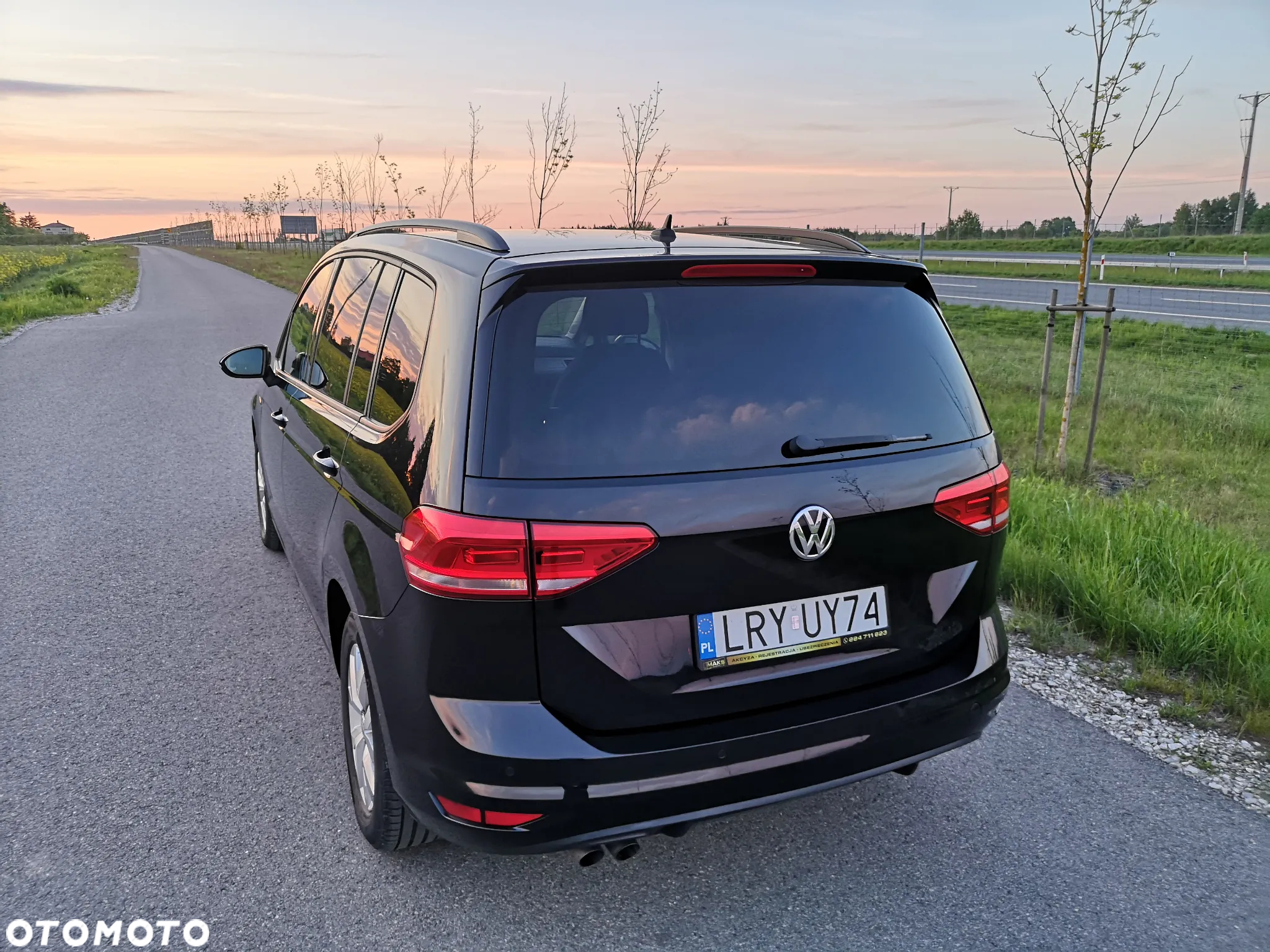 Volkswagen Touran 2.0 TDI SCR DSG Comfortline - 21
