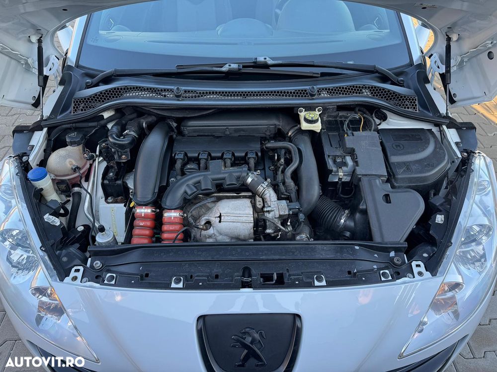Peugeot RCZ 1.6 THP Sport - 27