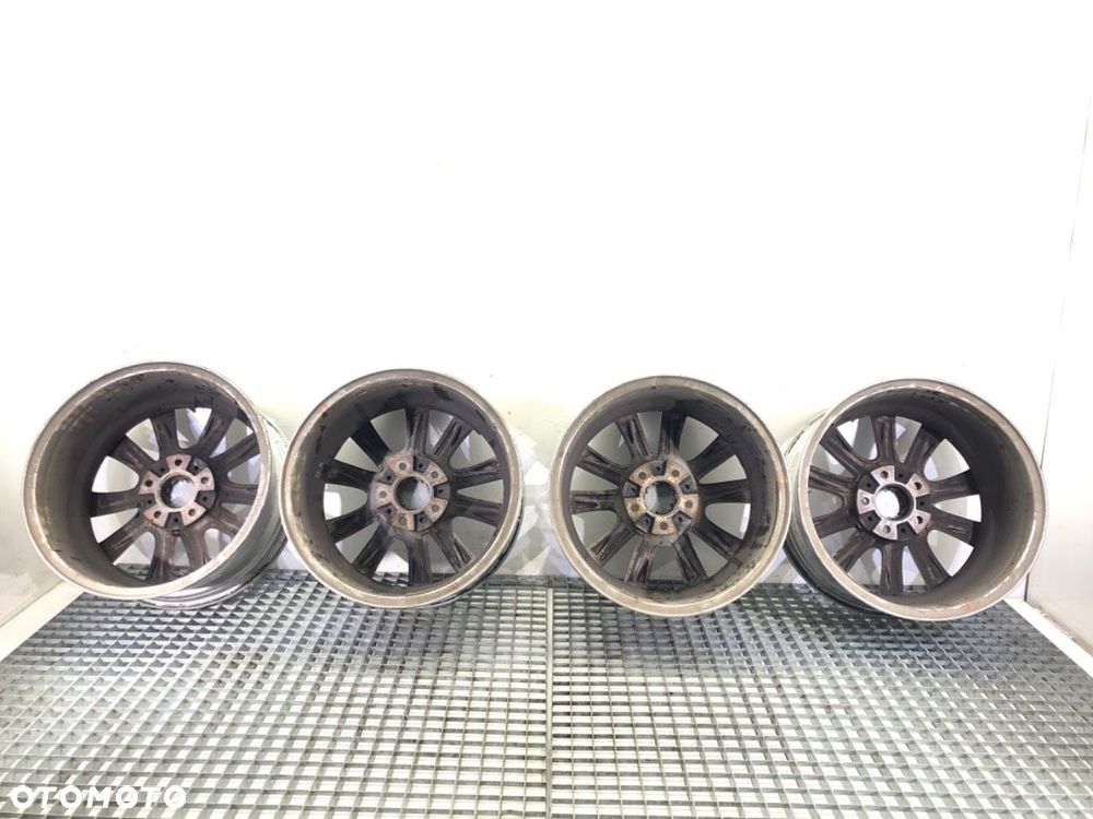 FELGI ALUMINIOWE KOMPLET 17 8J 5X120 ET30 CENTR.72  BMW 3 Touring (F31) 2012 - 2019 320 d 135 kW - 14