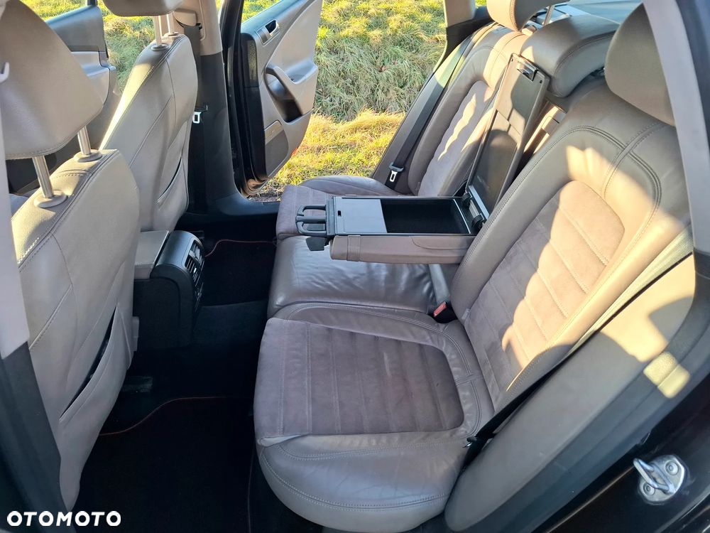 Volkswagen Passat Variant 2.0 TDI Highline - 10
