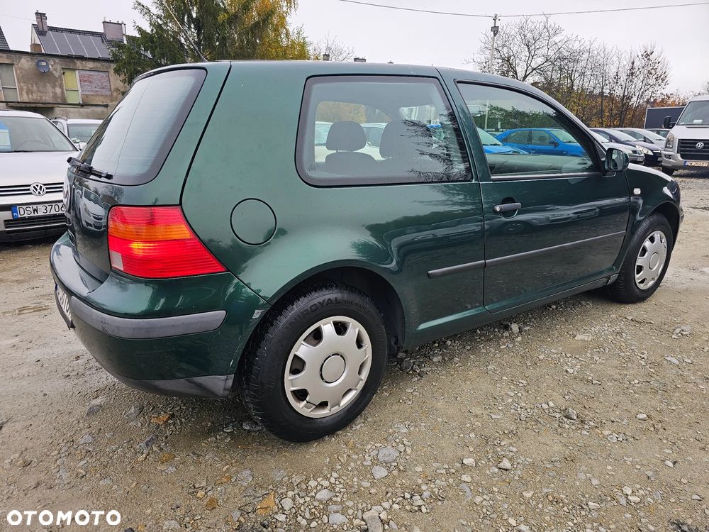 Volkswagen Golf IV 1.4 Basis - 3