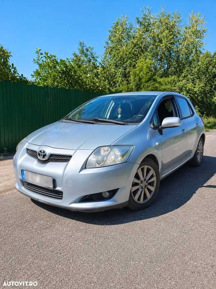 Toyota Auris 2.0 D-4D Luna - 3