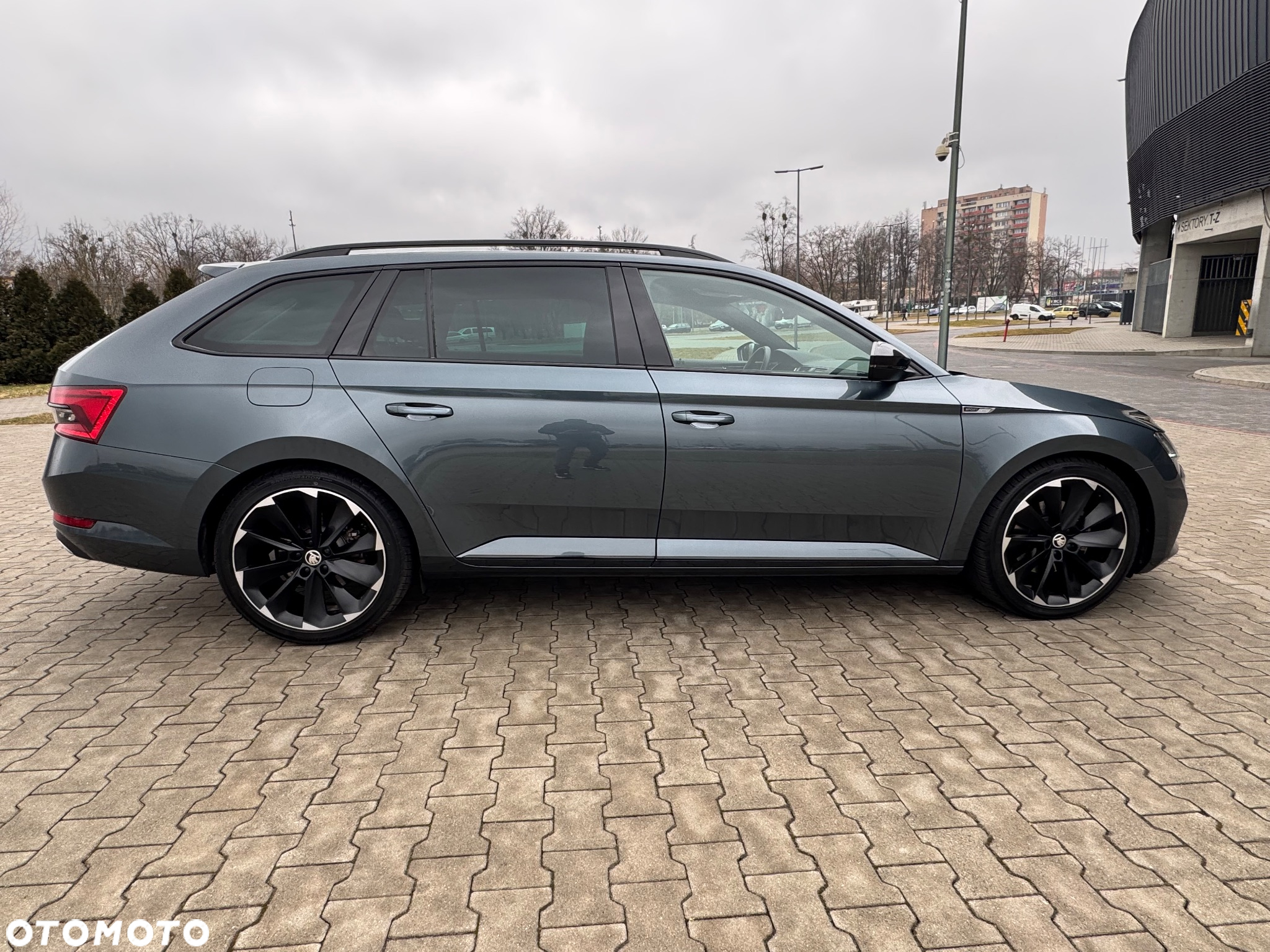 Skoda Superb 2.0 TDI 4x4 Sportline DSG - 7