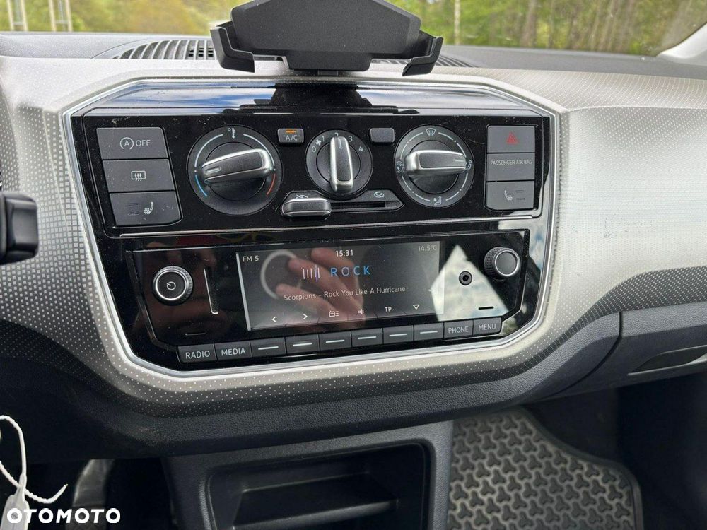 Volkswagen up! - 13