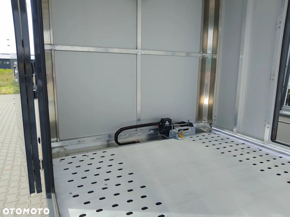 Iveco 70C21A8P DiGiCROSS - 10