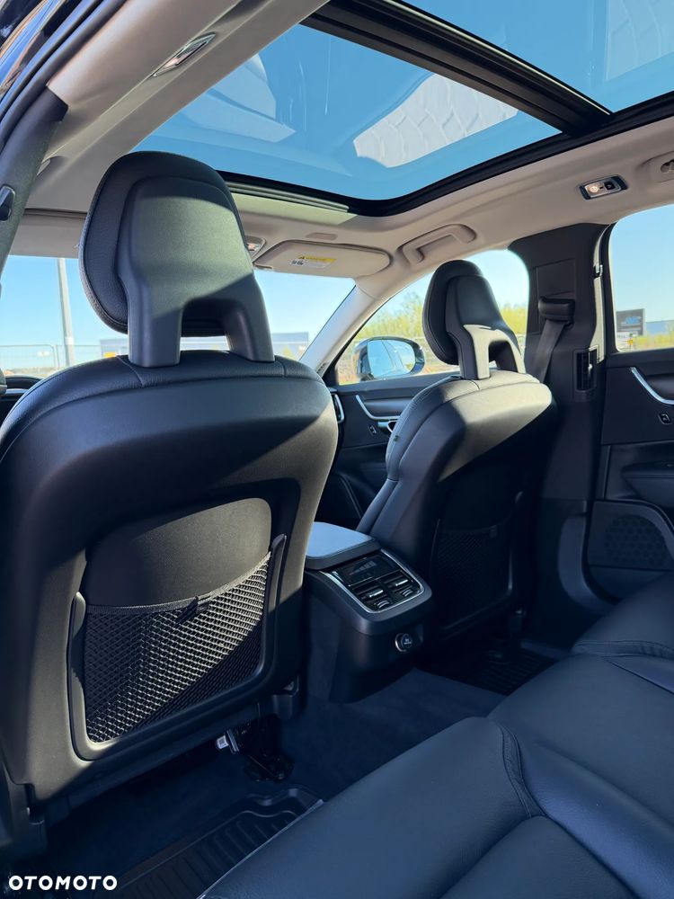 Volvo V90 Cross Country - 10