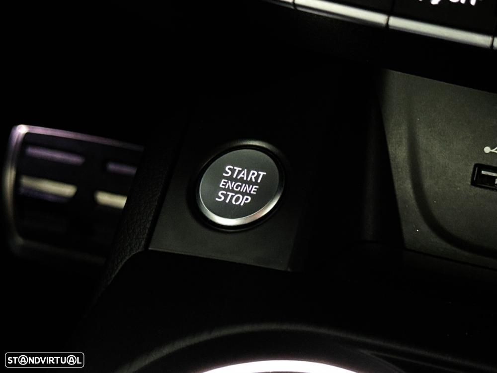 Audi A4 Avant 40 TDI quattro S line S tronic - 32