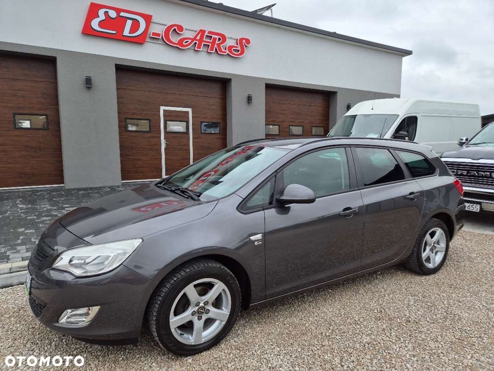 Opel Astra 1.4 Turbo Cosmo - 4