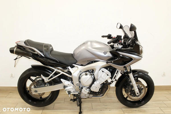 Yamaha FZ