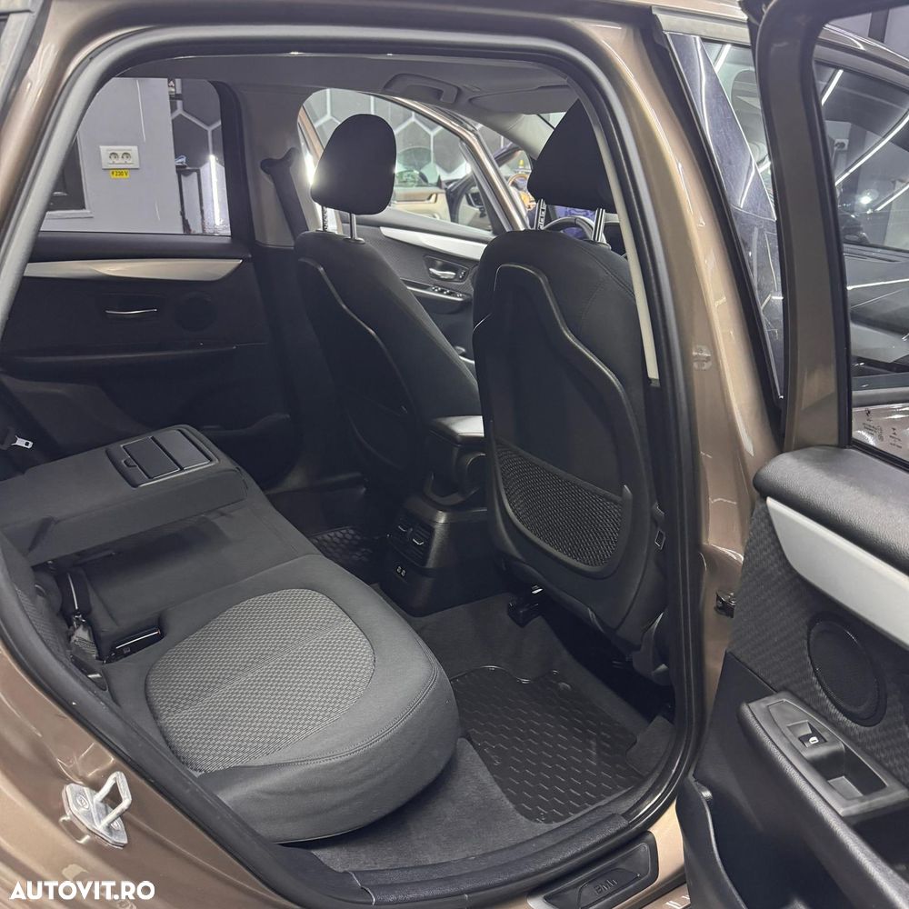 BMW Seria 2 218i Aut. - 3