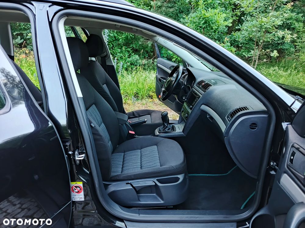 Skoda Octavia 1.6 TDI DPF Ambition - 22