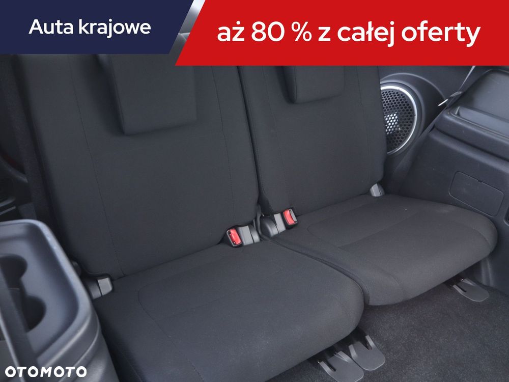 Mitsubishi Outlander - 16