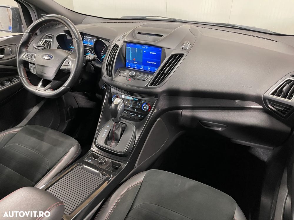 Ford Kuga 2.0 TDCi 4x4 Aut. ST-Line - 8