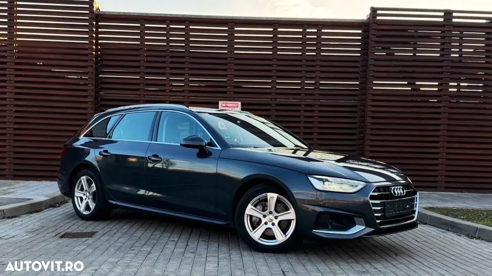 Audi A4 Avant 40 TDI S tronic design - 4