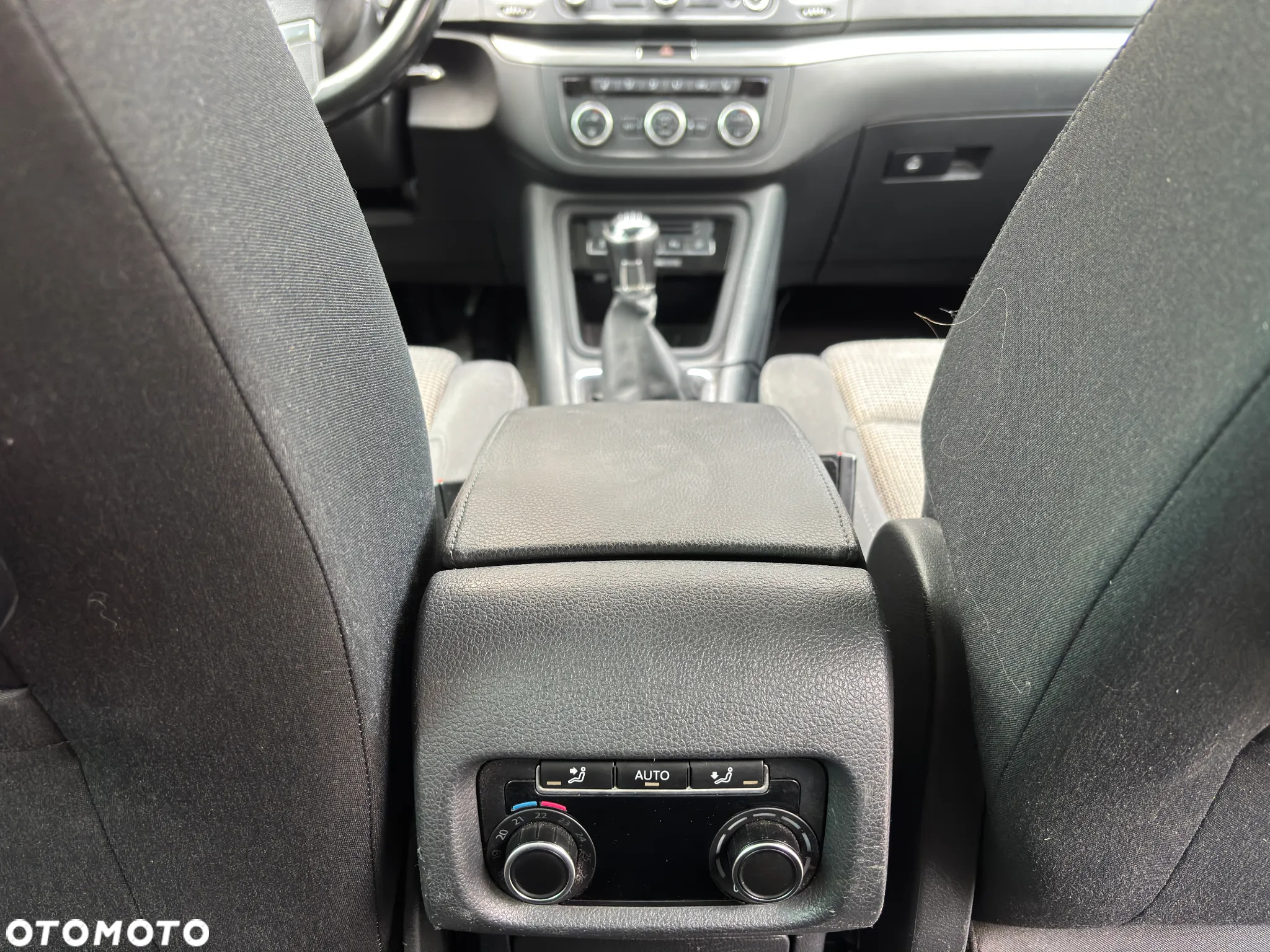 Volkswagen Sharan - 8