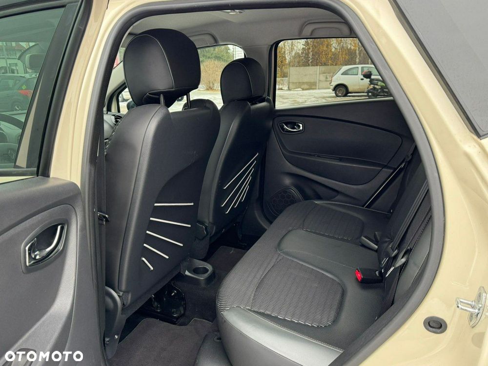 Renault Captur 1.2 Energy TCe Intens EDC - 24
