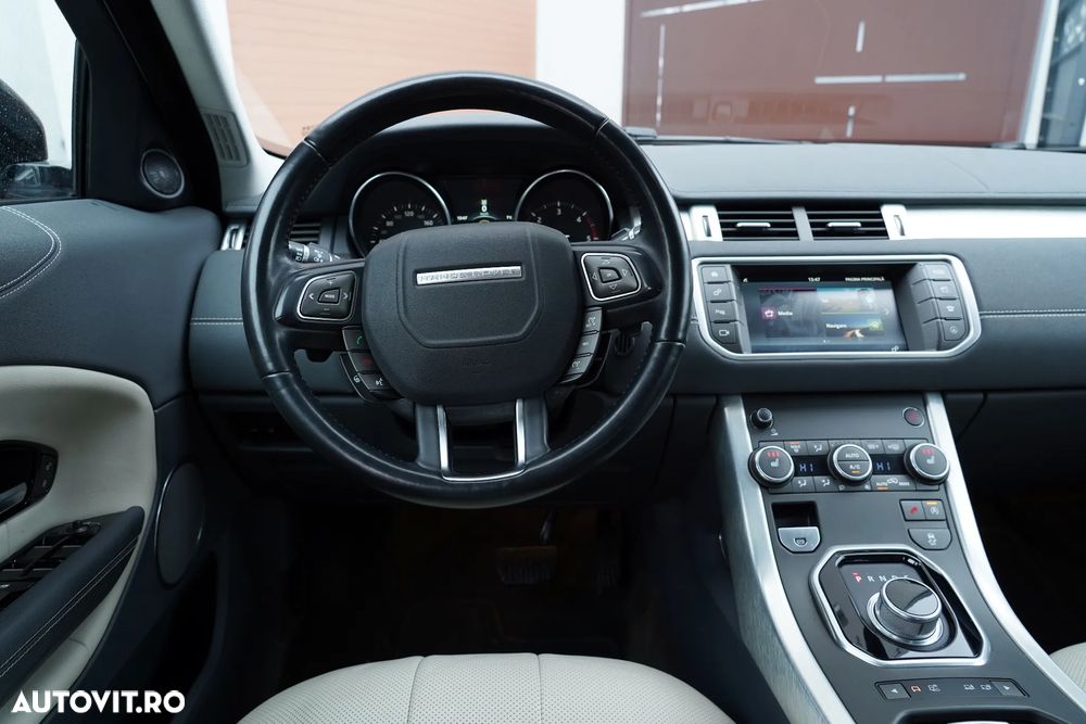 Land Rover Range Rover Evoque - 14
