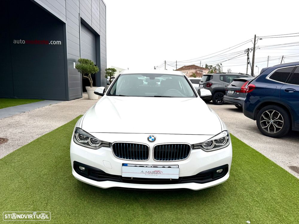 BMW 330 e iPerformance Advantage - 8