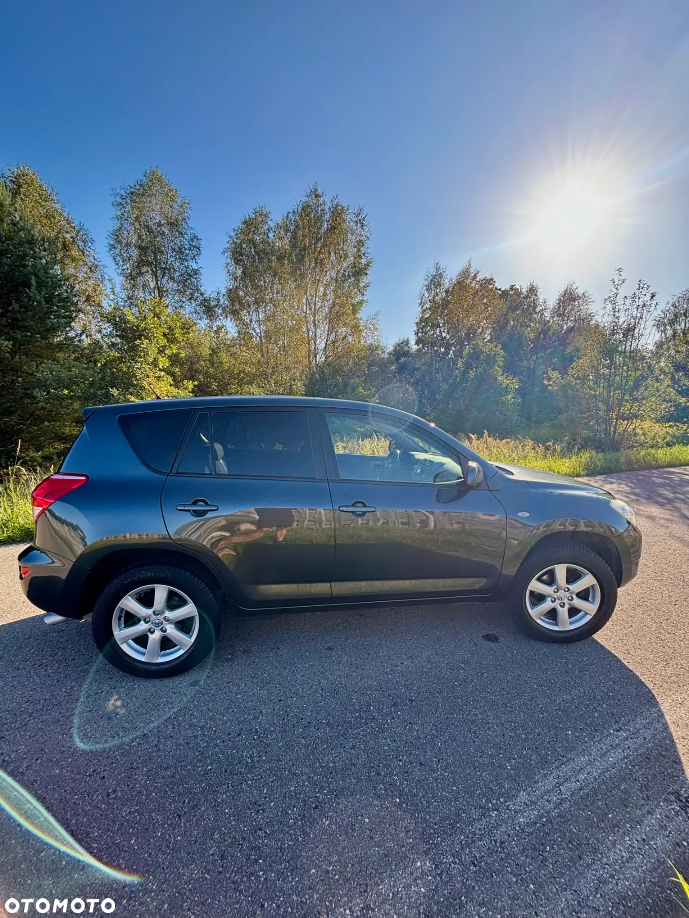 Toyota RAV4 2.0 VVT-i Premium - 8