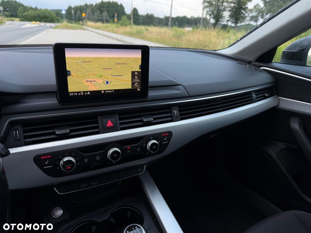 Audi A4 Avant 2.0 TDI - 20