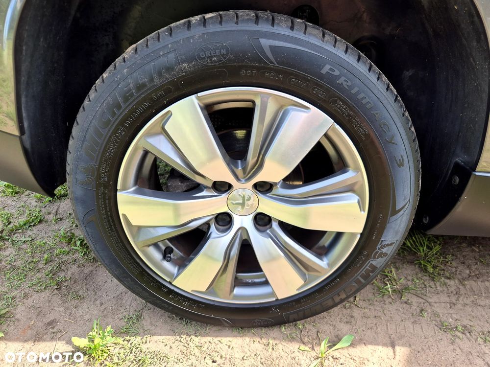 Peugeot 2008 1.6 VTi Style - 39