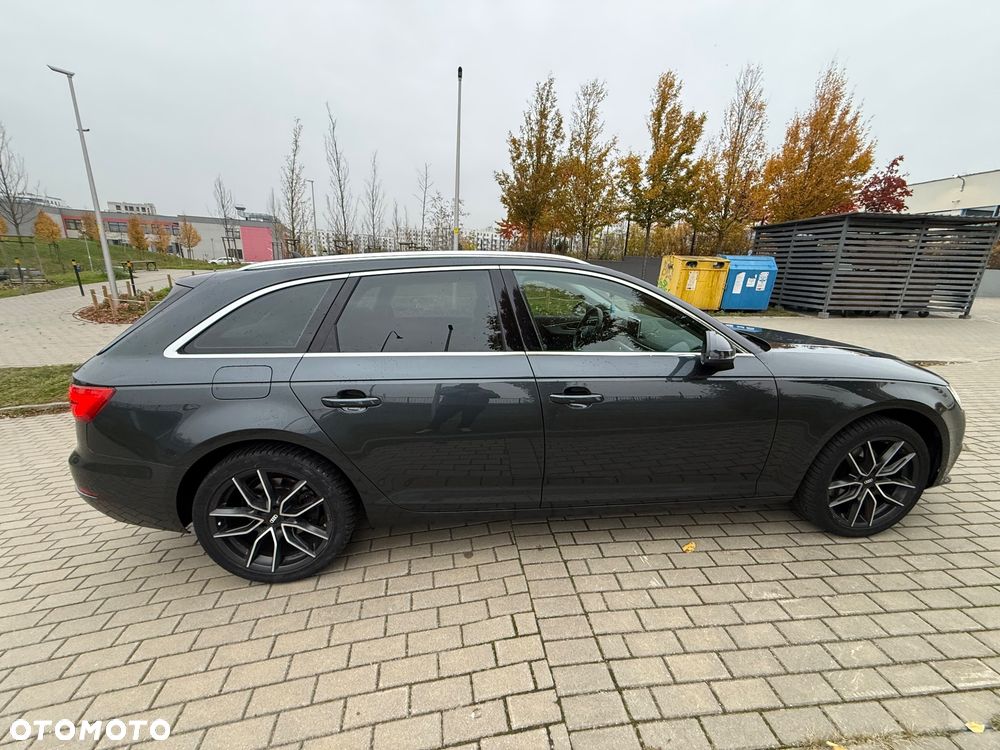 Audi A4 Avant 2017 photo 5