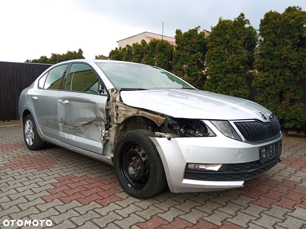 Skoda Octavia 2.0 TDI Clever - 7