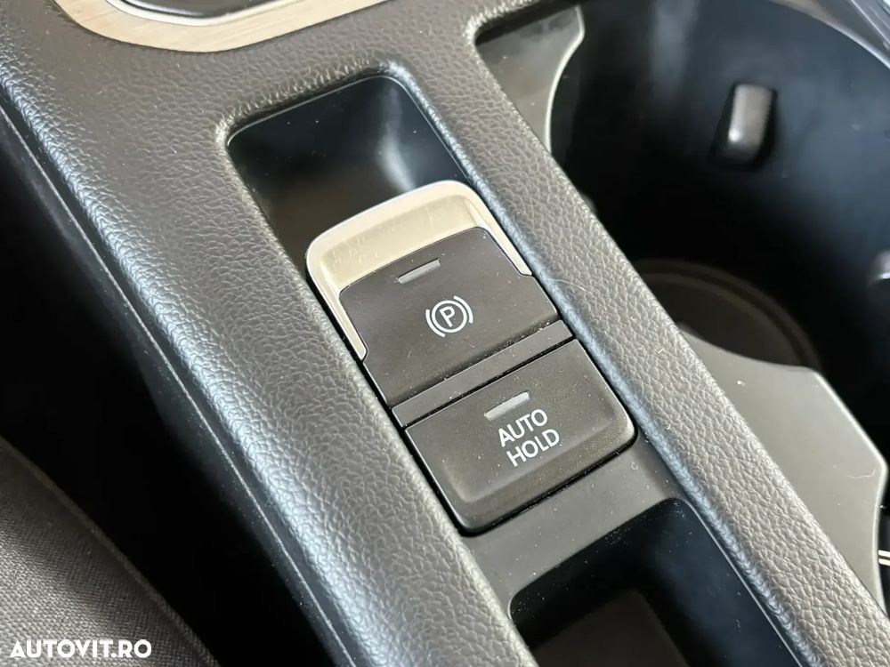 Volkswagen Passat Variant 1.5 TSI ACT OPF DSG Comfortline - 23