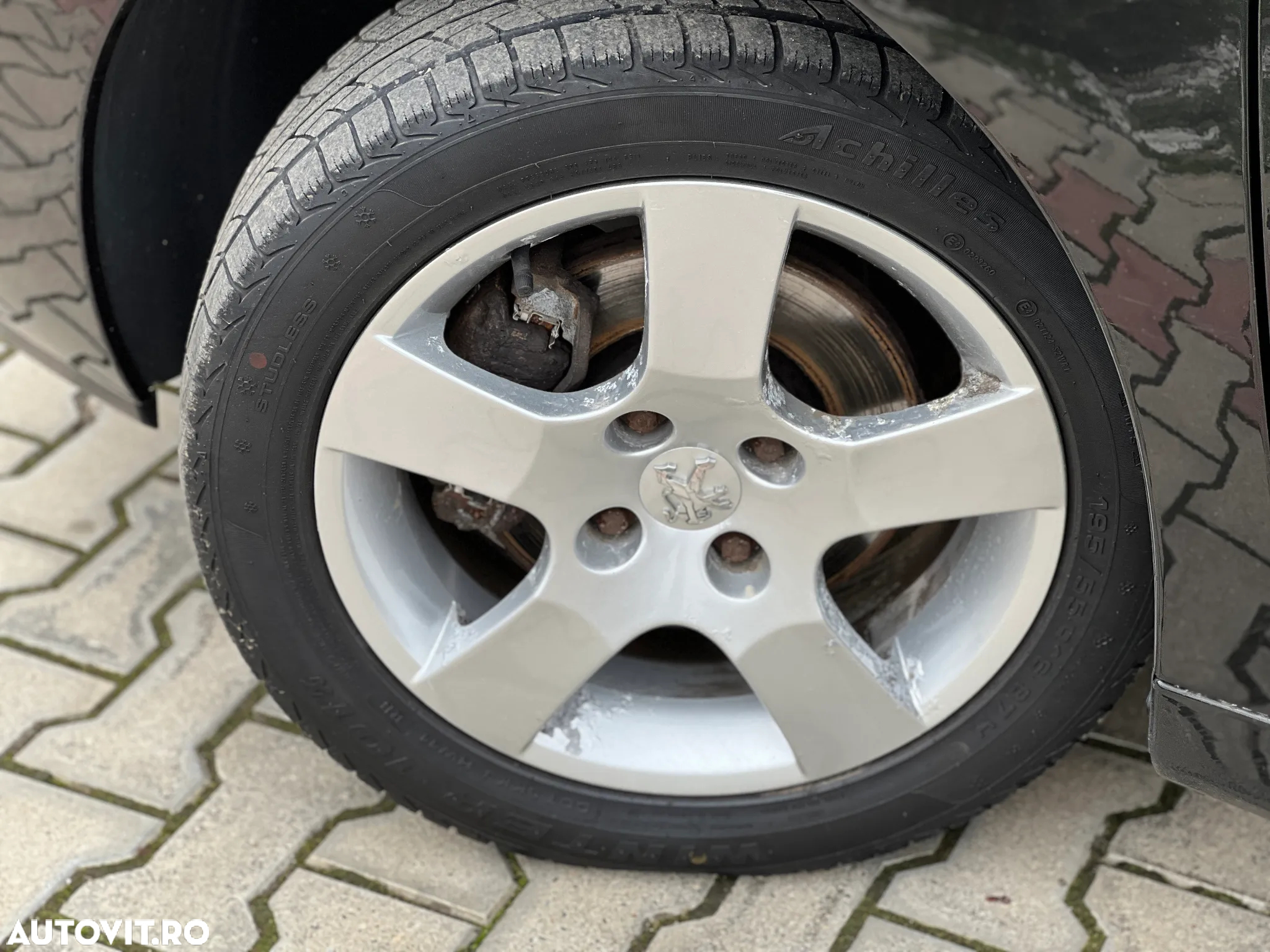 Peugeot 207 1.6E Sport - 11