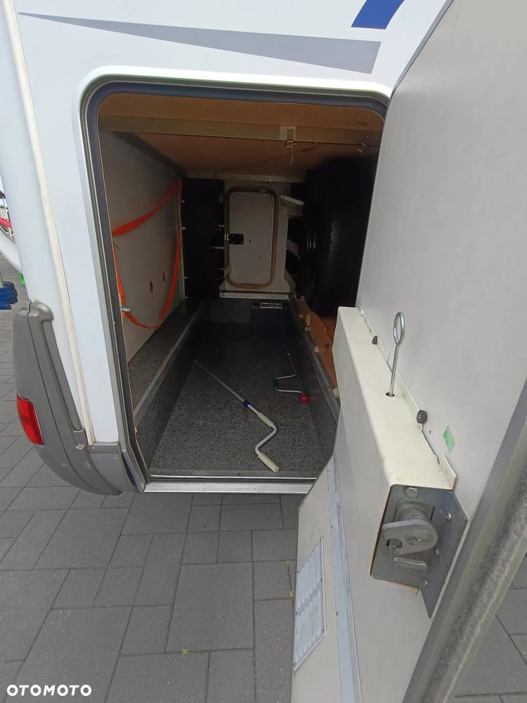 Hymer-Eriba Kamper Integra 2.8 Turbo Diesel Sprowadzony - 11