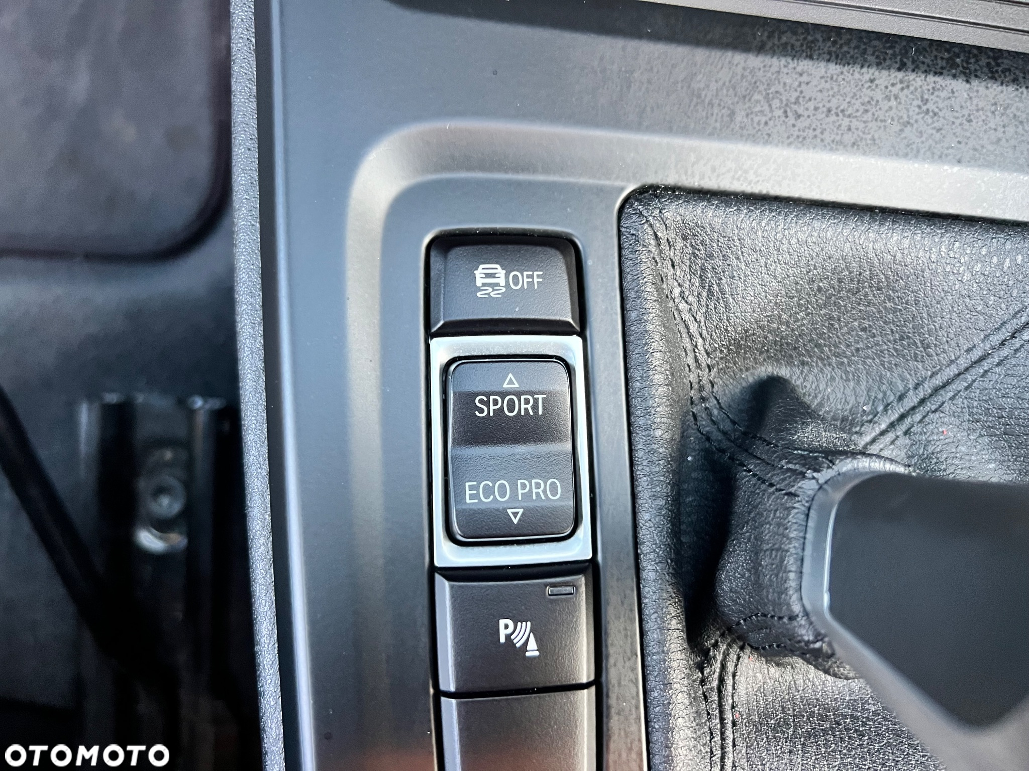 BMW X1 sDrive18i Advantage - 34