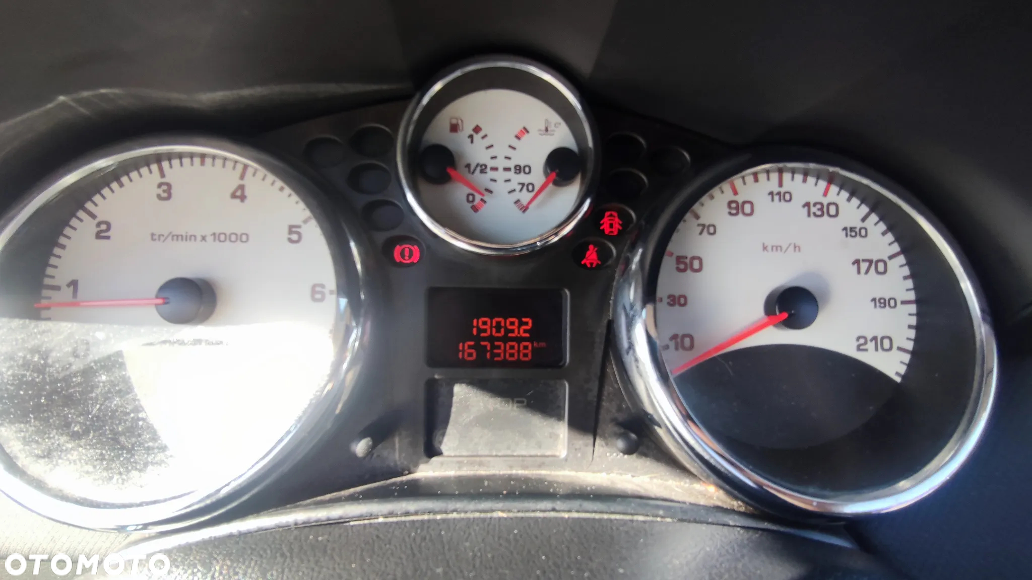Peugeot 207 CC 1.6 Intense - 9