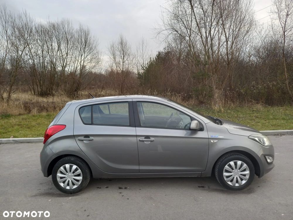 Hyundai i20 1.1 CRDi Style - 4