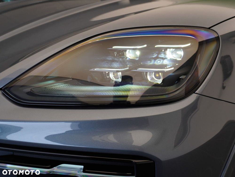 Porsche Cayenne E-Hybrid PHEV Black Edition - 10