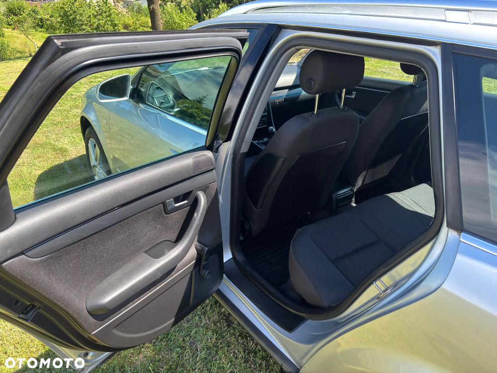 Audi A4 Avant 1.9 TDI - 23