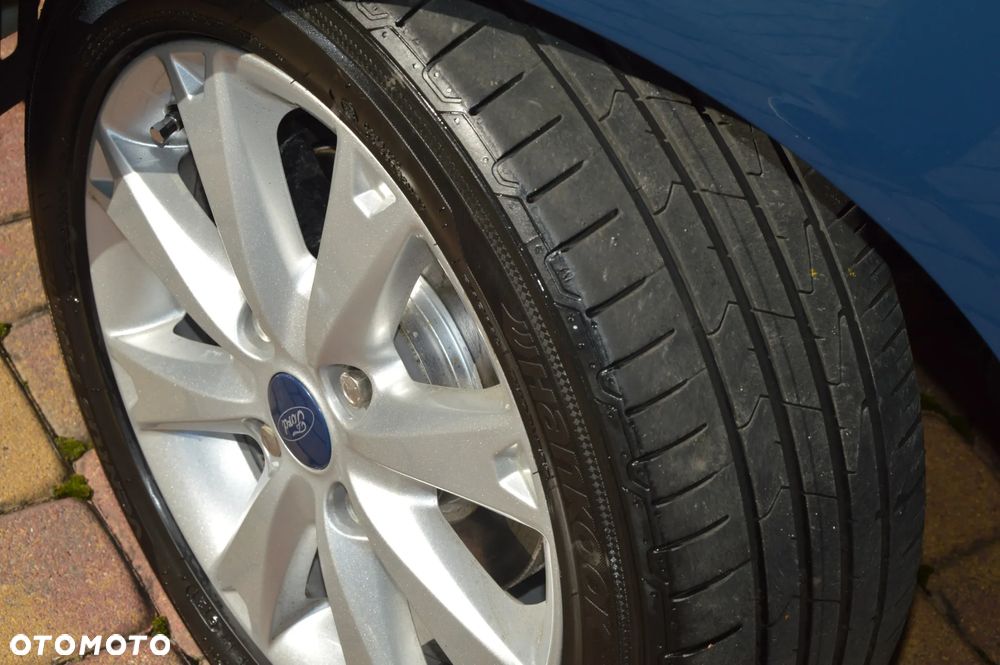 Ford Fiesta 1.6 Ghia EU5 - 34