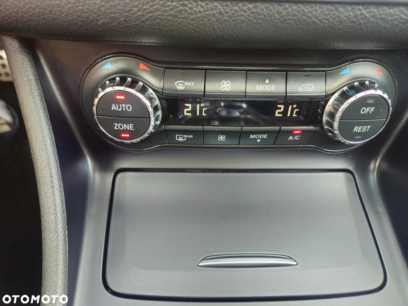 Mercedes-Benz CLA AMG 45 4-Matic - 28