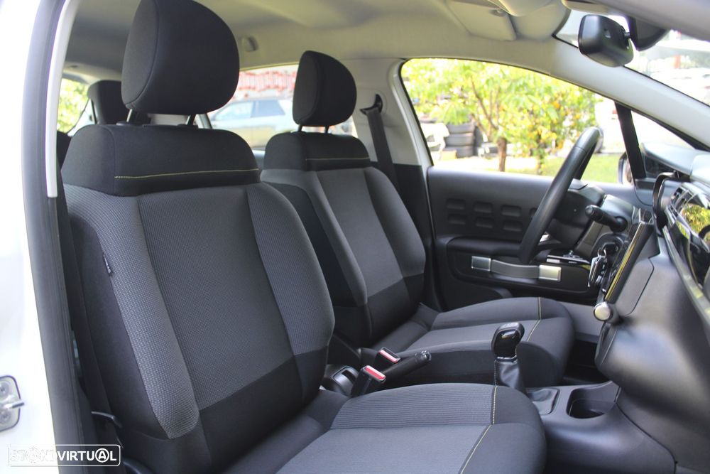 Citroën C3 1.2 PureTech Feel - 29