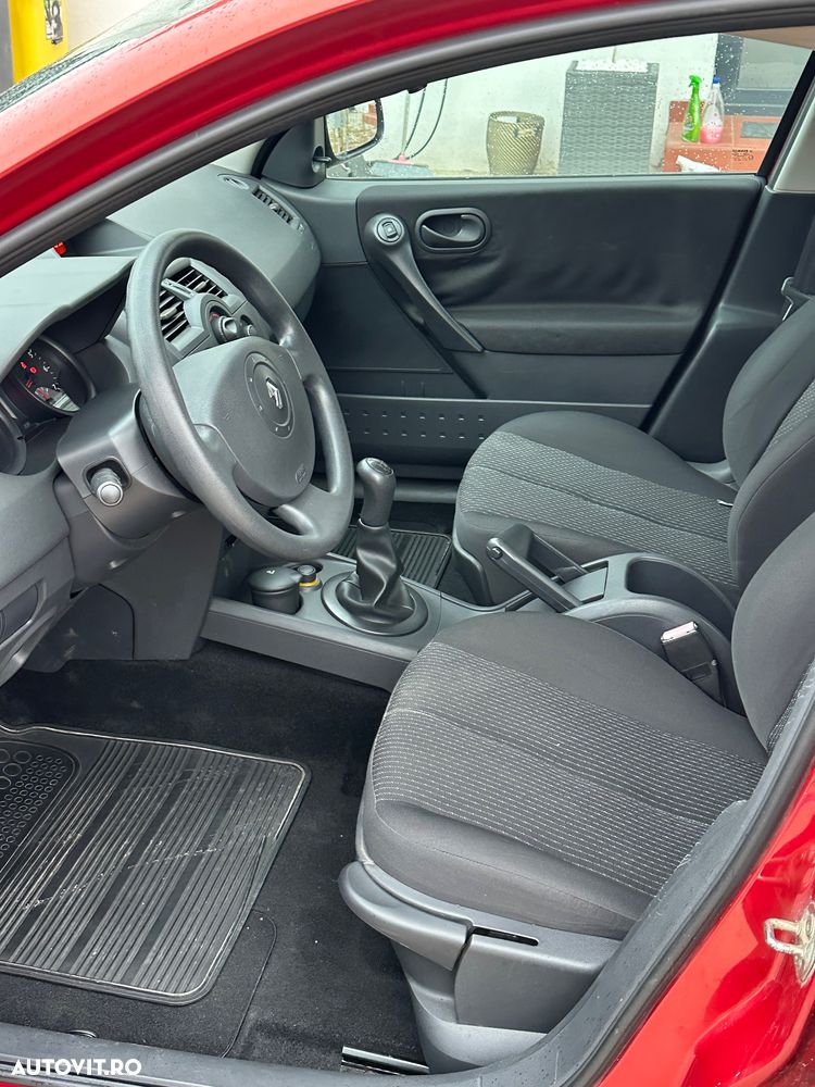 Renault Megane II 1.6 Influence - 4