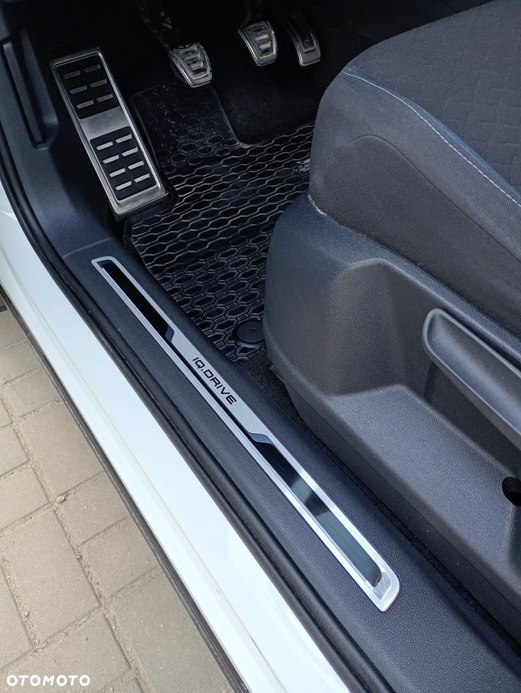 Volkswagen Tiguan 2.0 TDI SCR IQ.DRIVE - 8