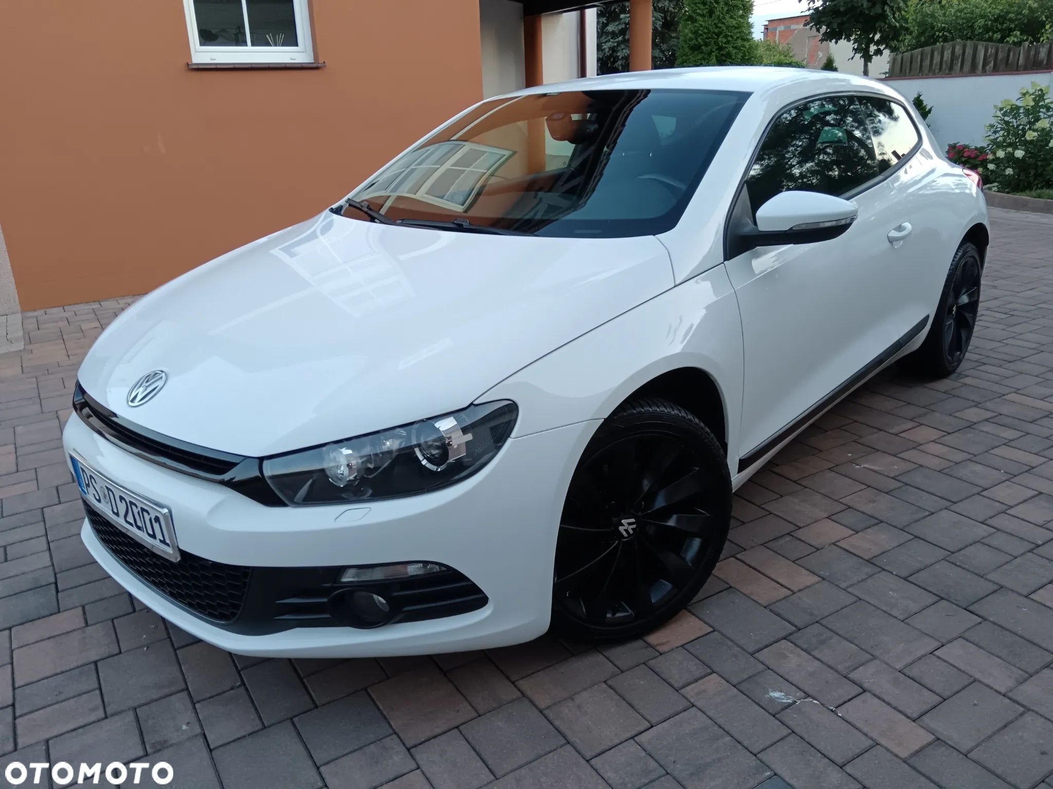 Volkswagen Scirocco 1.4 TSI DSG Life - 1