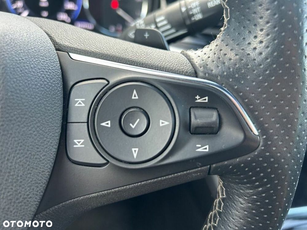 Opel Insignia 2.0 CDTI 4x4 Ultimate S&S - 26