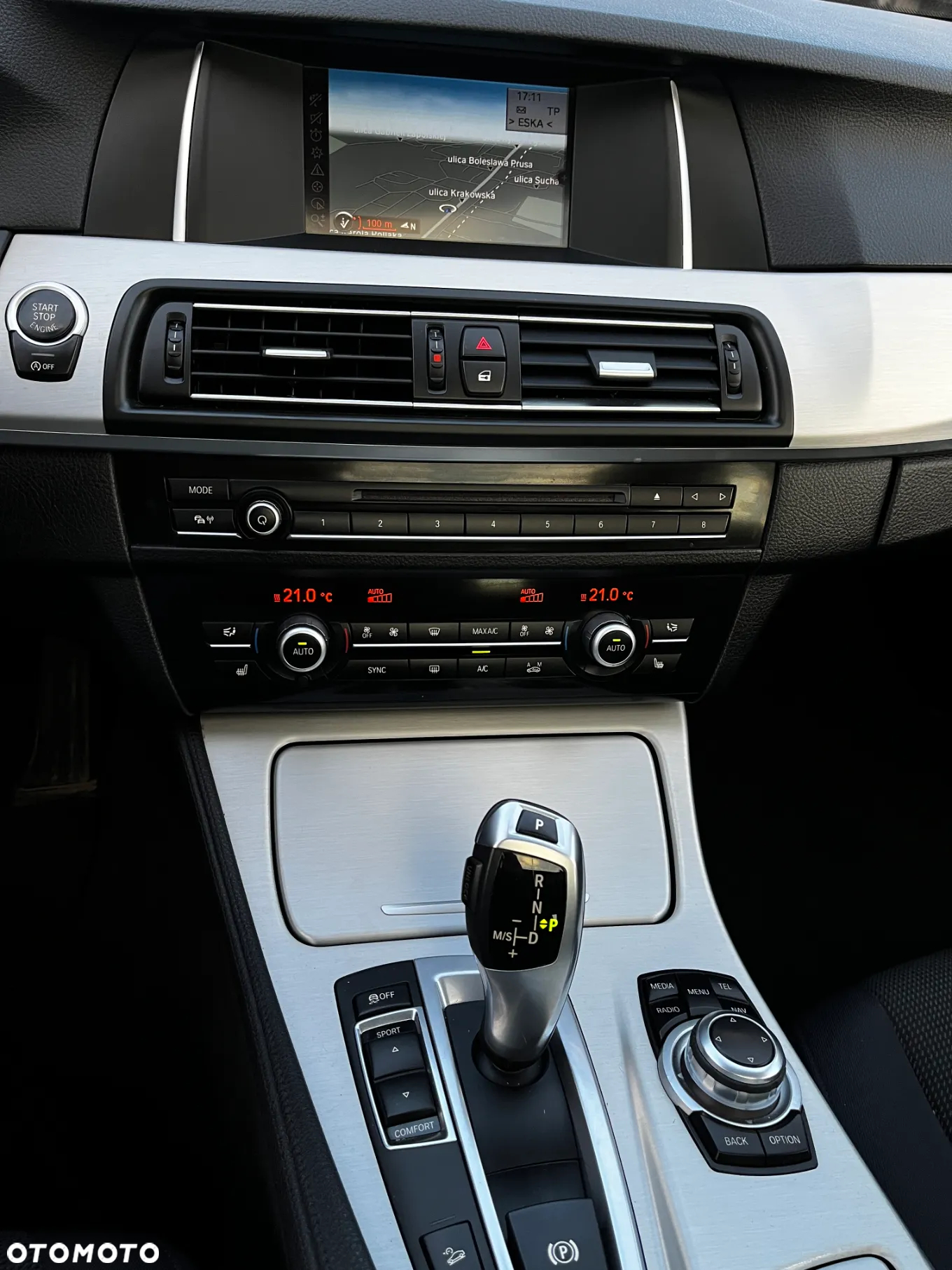 BMW Seria 5 525d xDrive Modern Line - 13