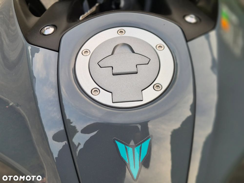 Yamaha MT - 21