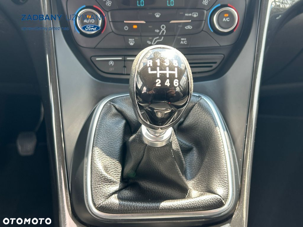 Ford Kuga 2.0 TDCi FWD Edition - 19
