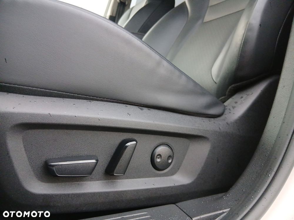 Nissan X-Trail 1.5 VC-T e-POWER N-Connecta 2WD - 25